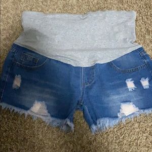Maternity shorts